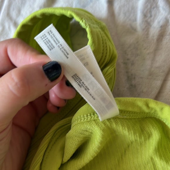 Sunday Best One Shoulder Crop Top - Picture 3 of 3